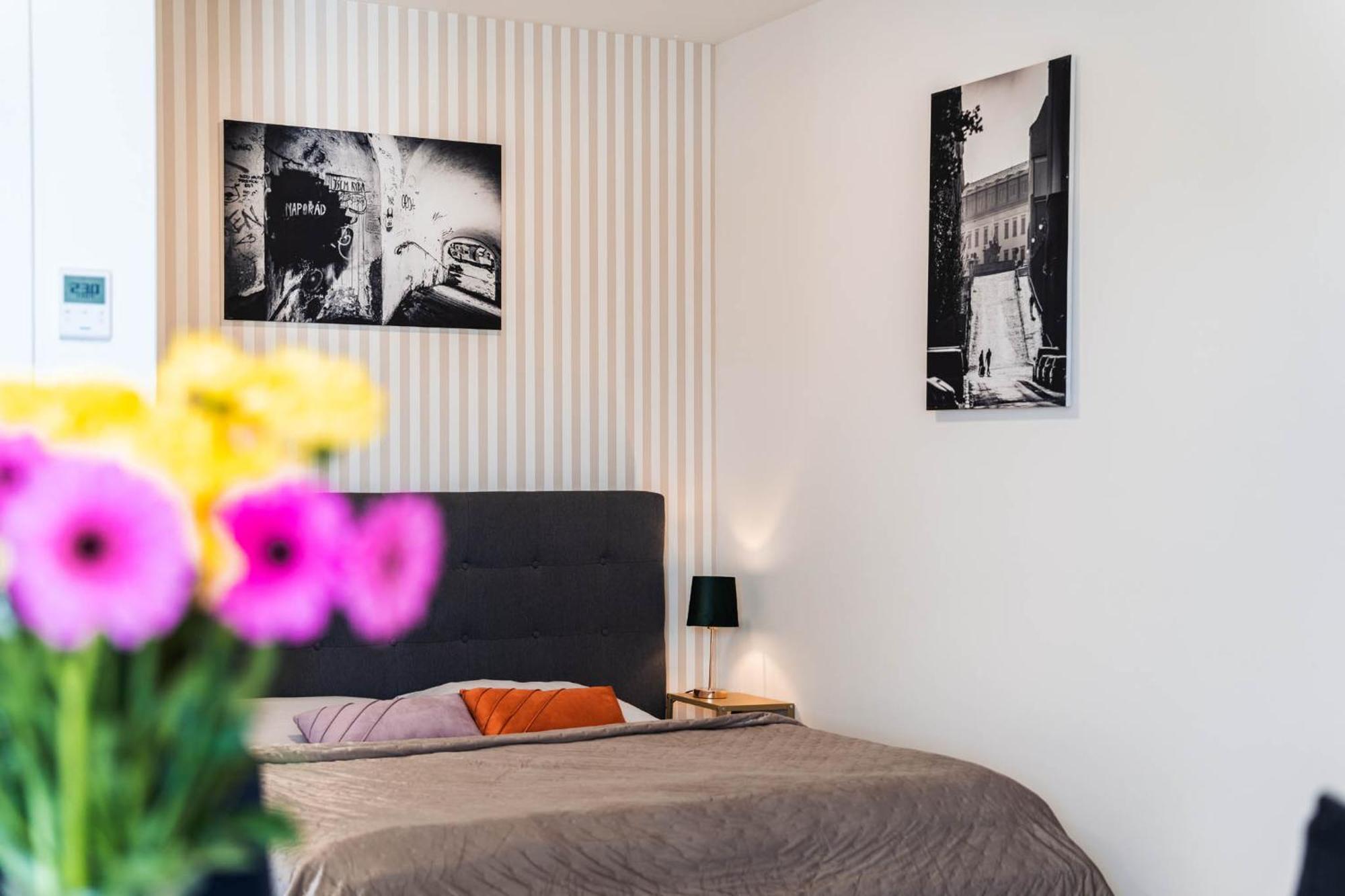Silvie Apartments - Wolkerova ออลอโมตซ์ ภายนอก รูปภาพ